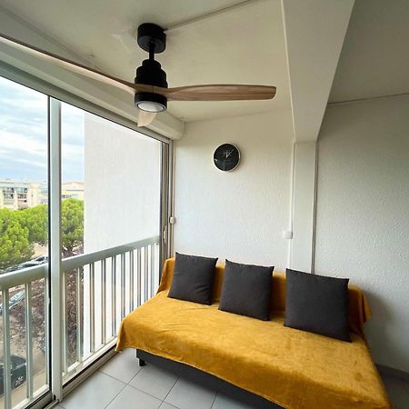 Appartement Devant La Mer + Parking Le Grau-du-Roi Esterno foto