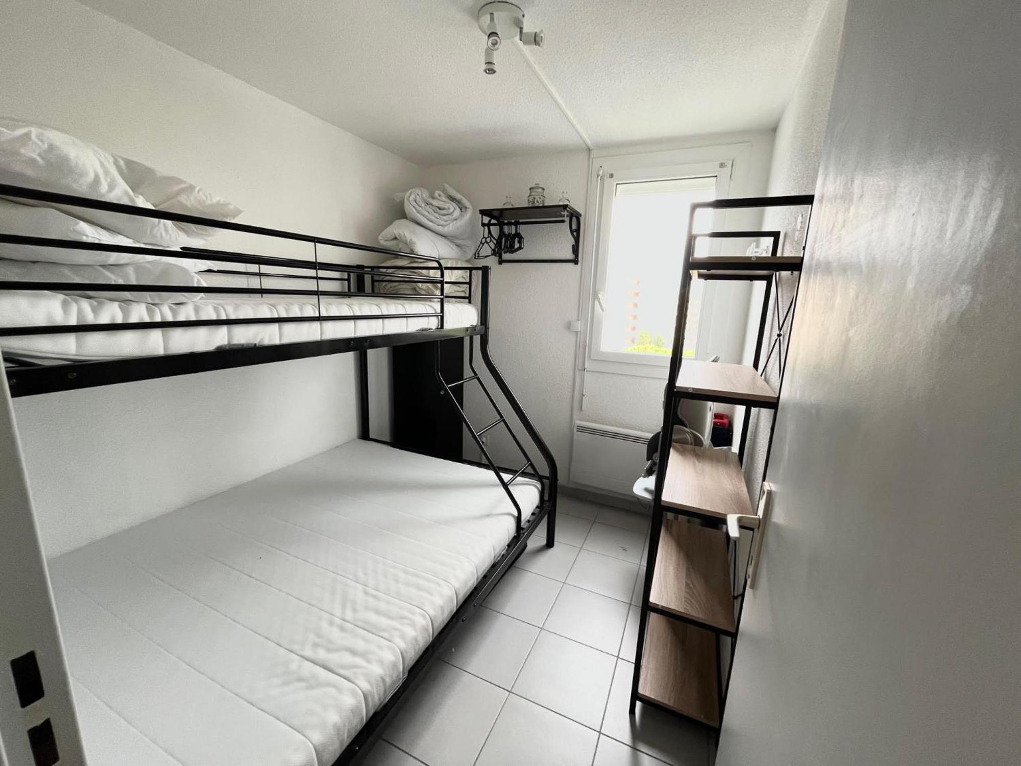 Appartement Devant La Mer + Parking Le Grau-du-Roi Esterno foto